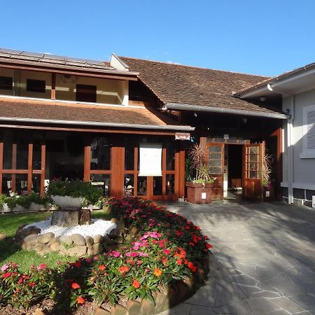Dein Haus Pousada Pomerode Exterior foto