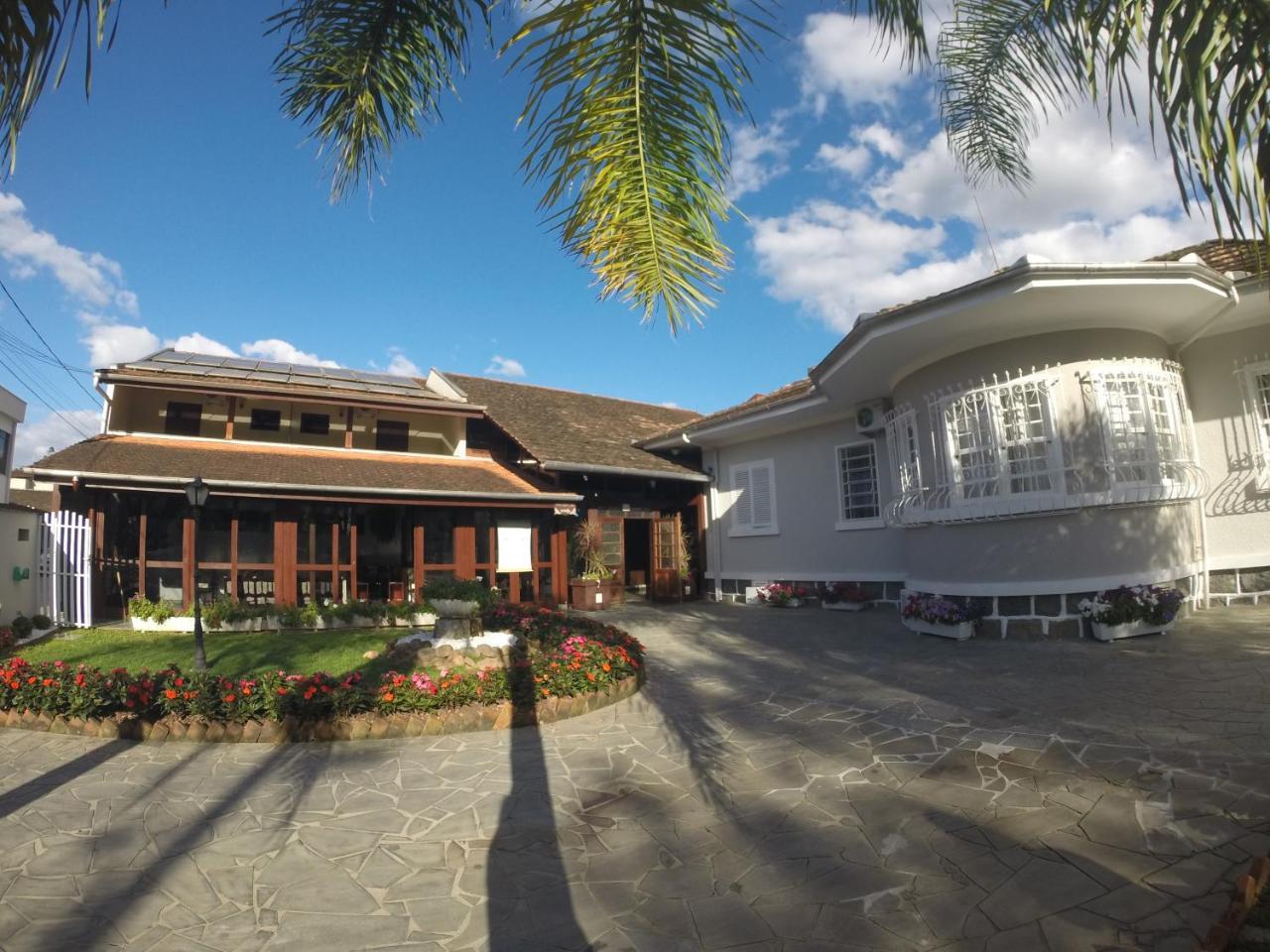 Dein Haus Pousada Pomerode Exterior foto